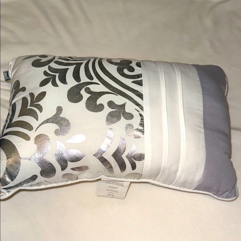 Elegant White and Silver Decorative Pillow 16’x11’‎